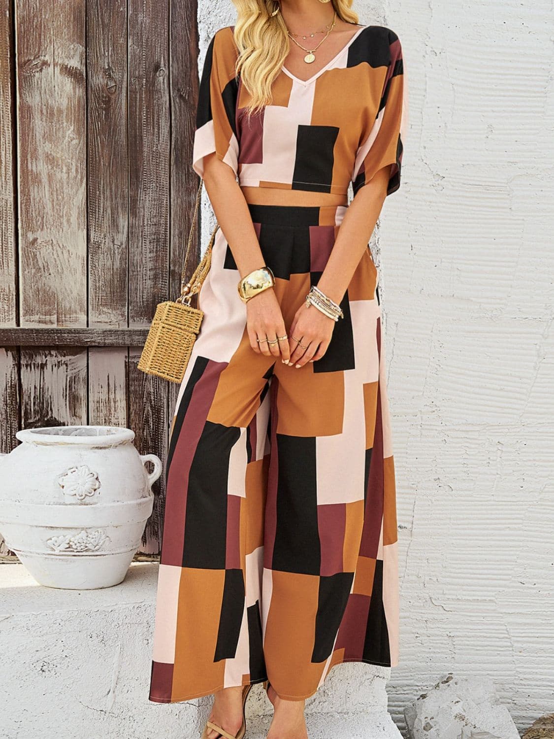 Color Block V-Neck Top and Wide Leg Pants Set.