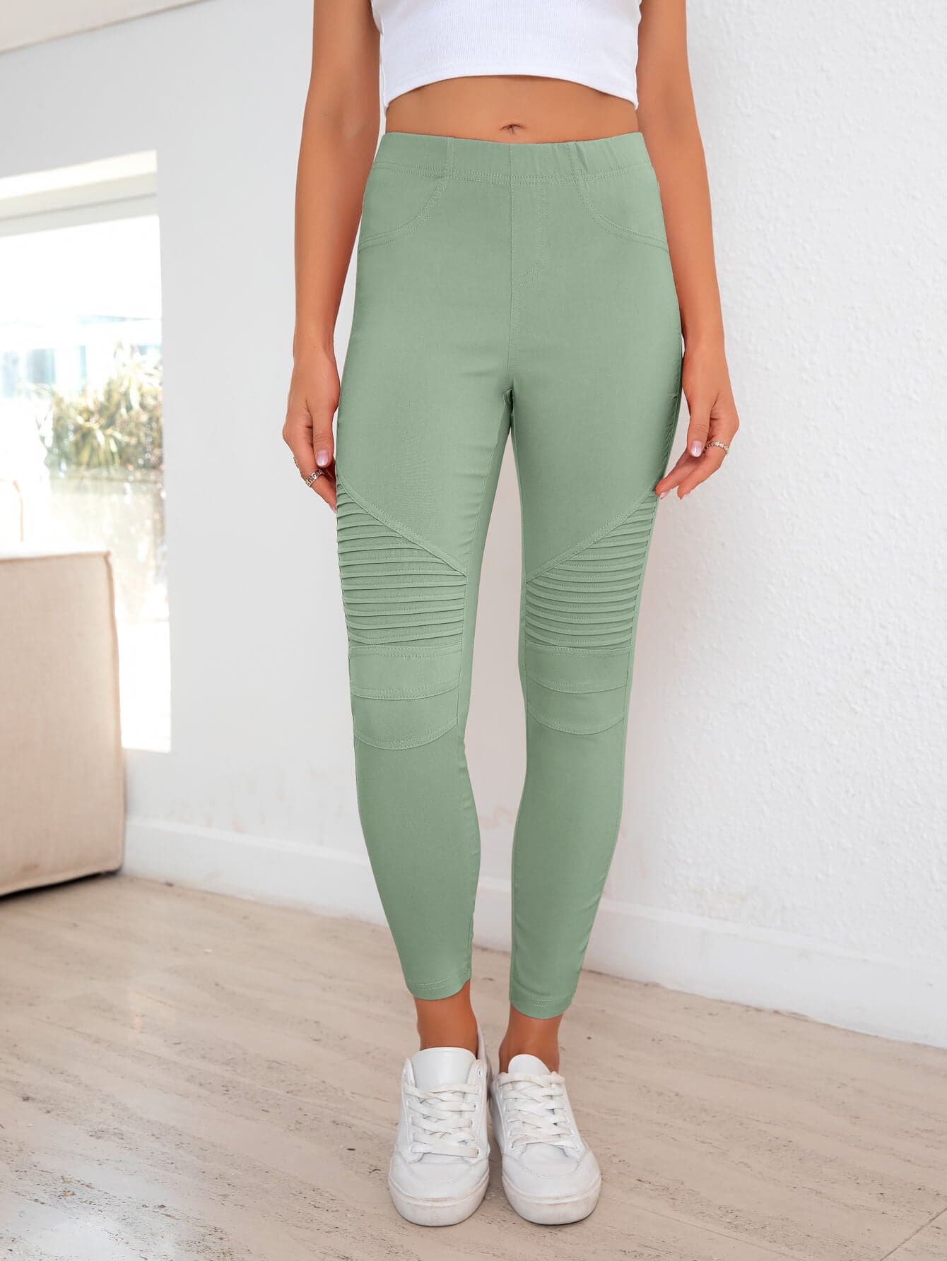 Ribbed Detail Leggings.