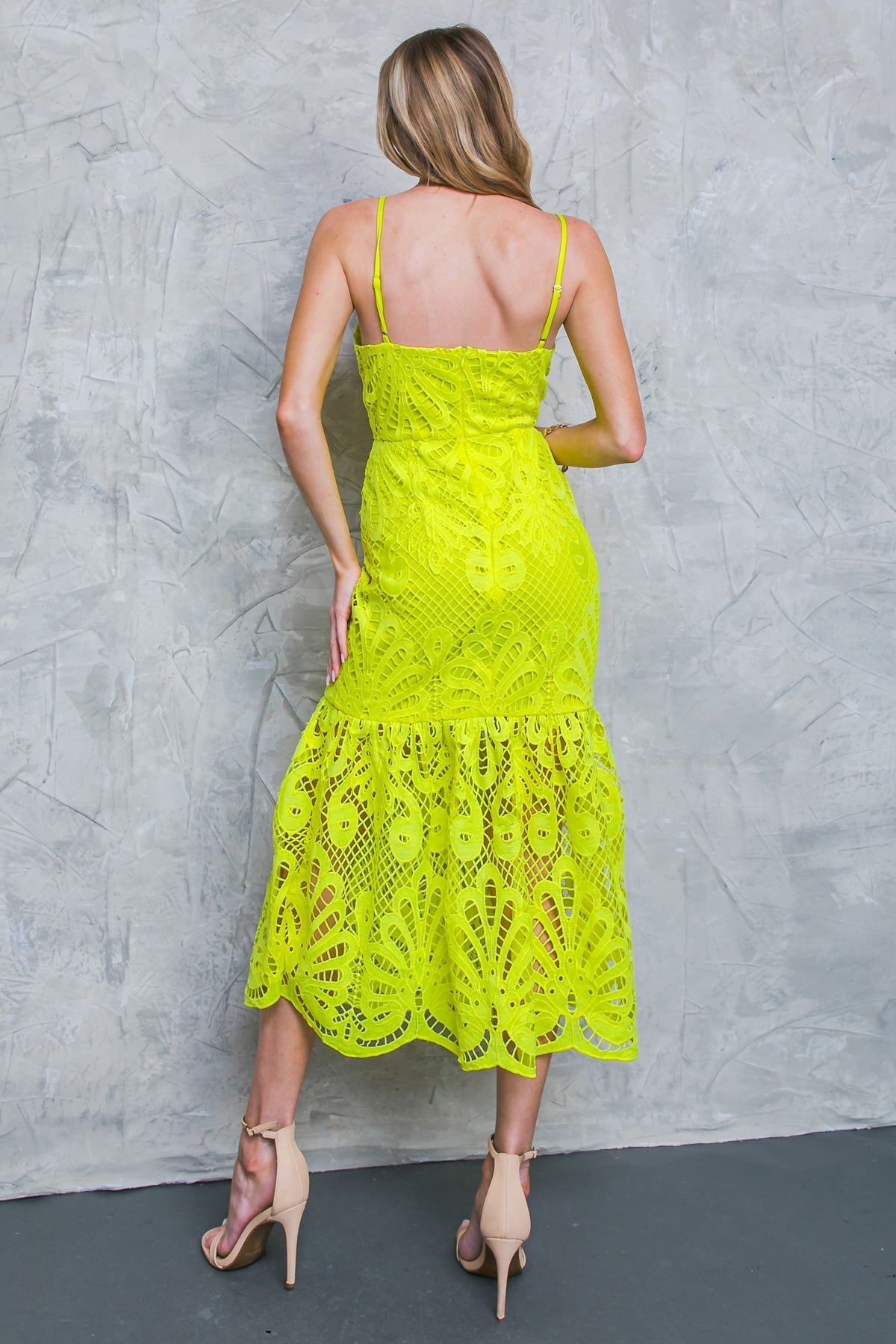 MANHATTAN VILLAGE LACE MIDI DRESS Flying Tomato