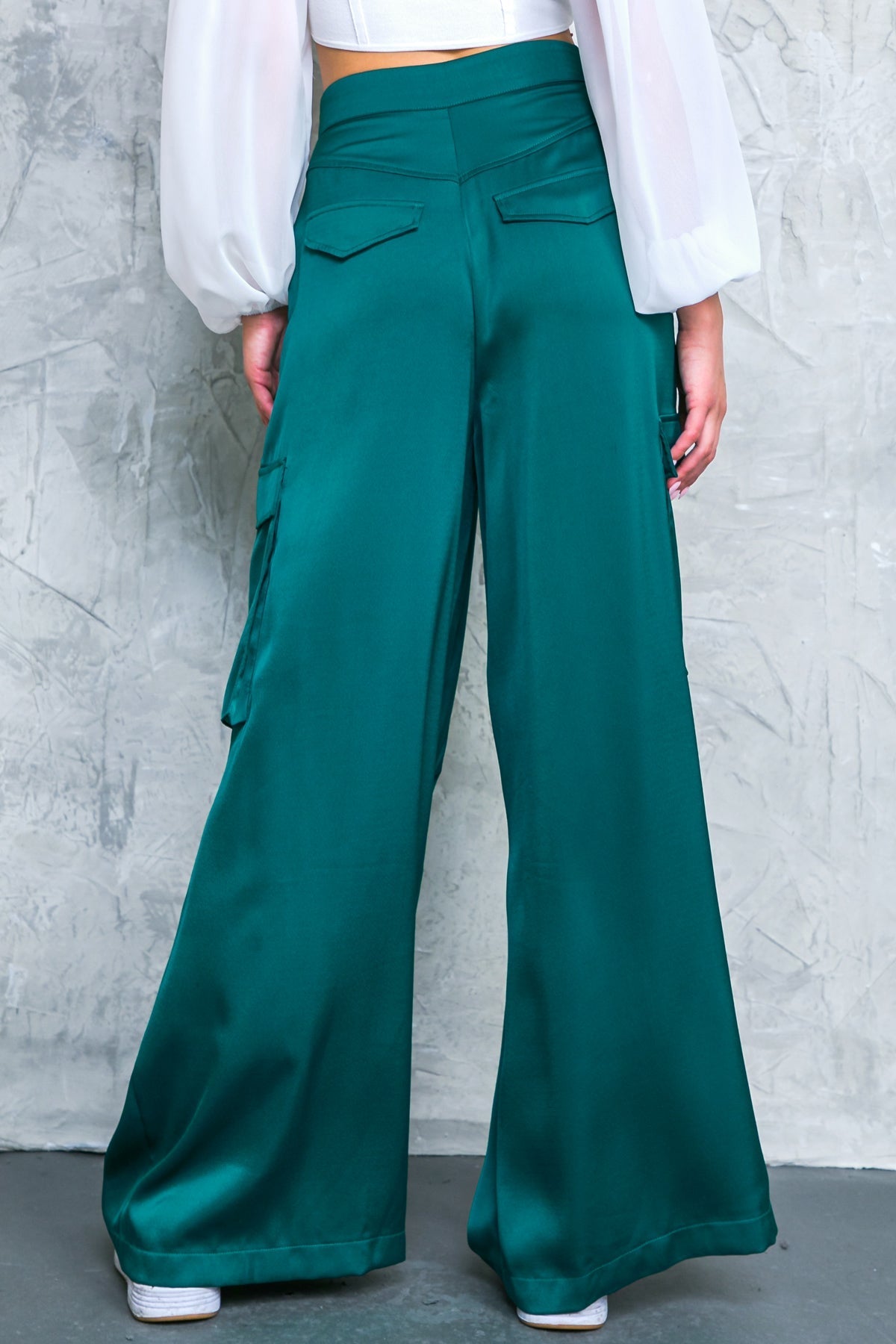 GRACEFUL MOVEMENTS PANTS Flying Tomato