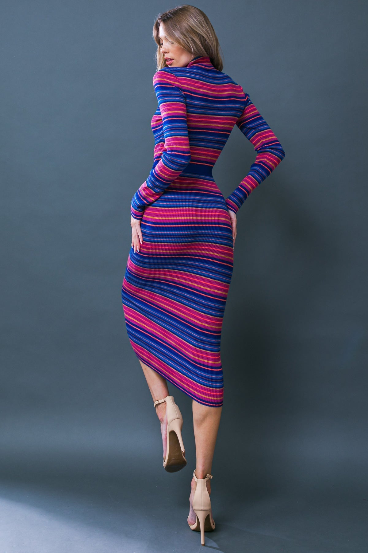 NOTEWORTHY SHINE SWEATER MIDI DRESS Flying Tomato