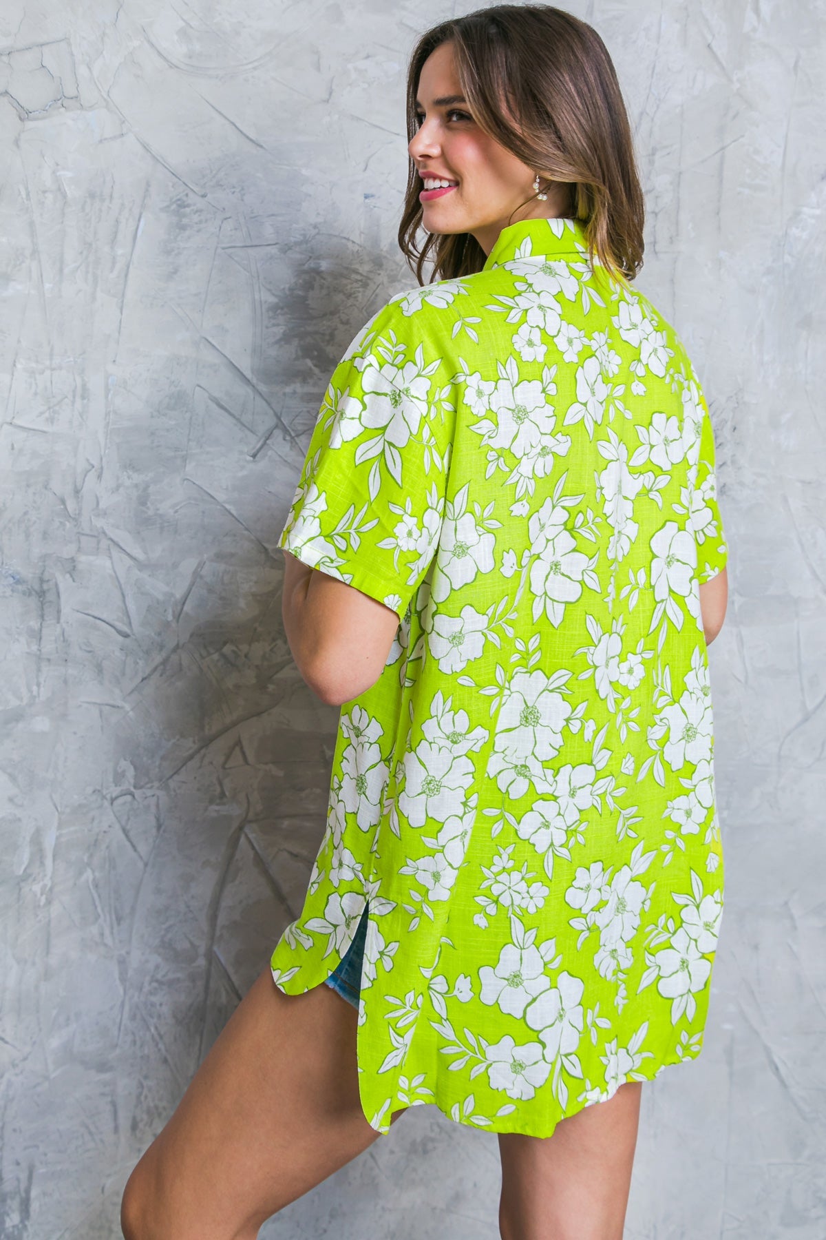 BEACHSIDE PARTY LIME WOVEN TOP