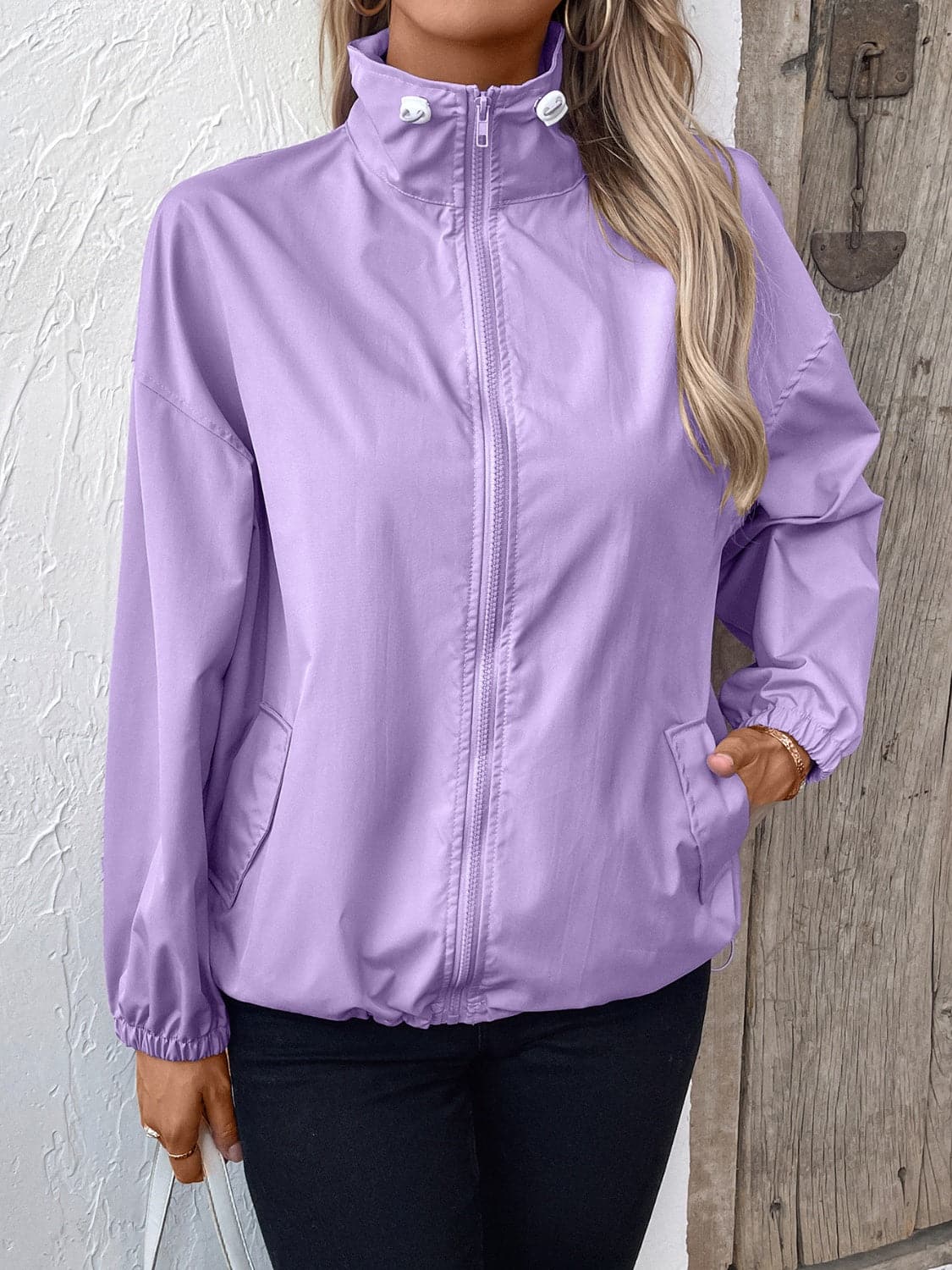 Pocketed Zip Up Long Sleeve Jacket.