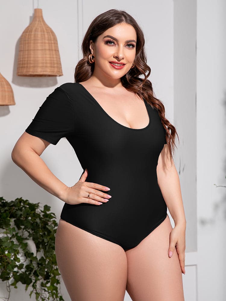 Plus Size Scoop Neck Short Sleeve One-Piece Swimsuit.