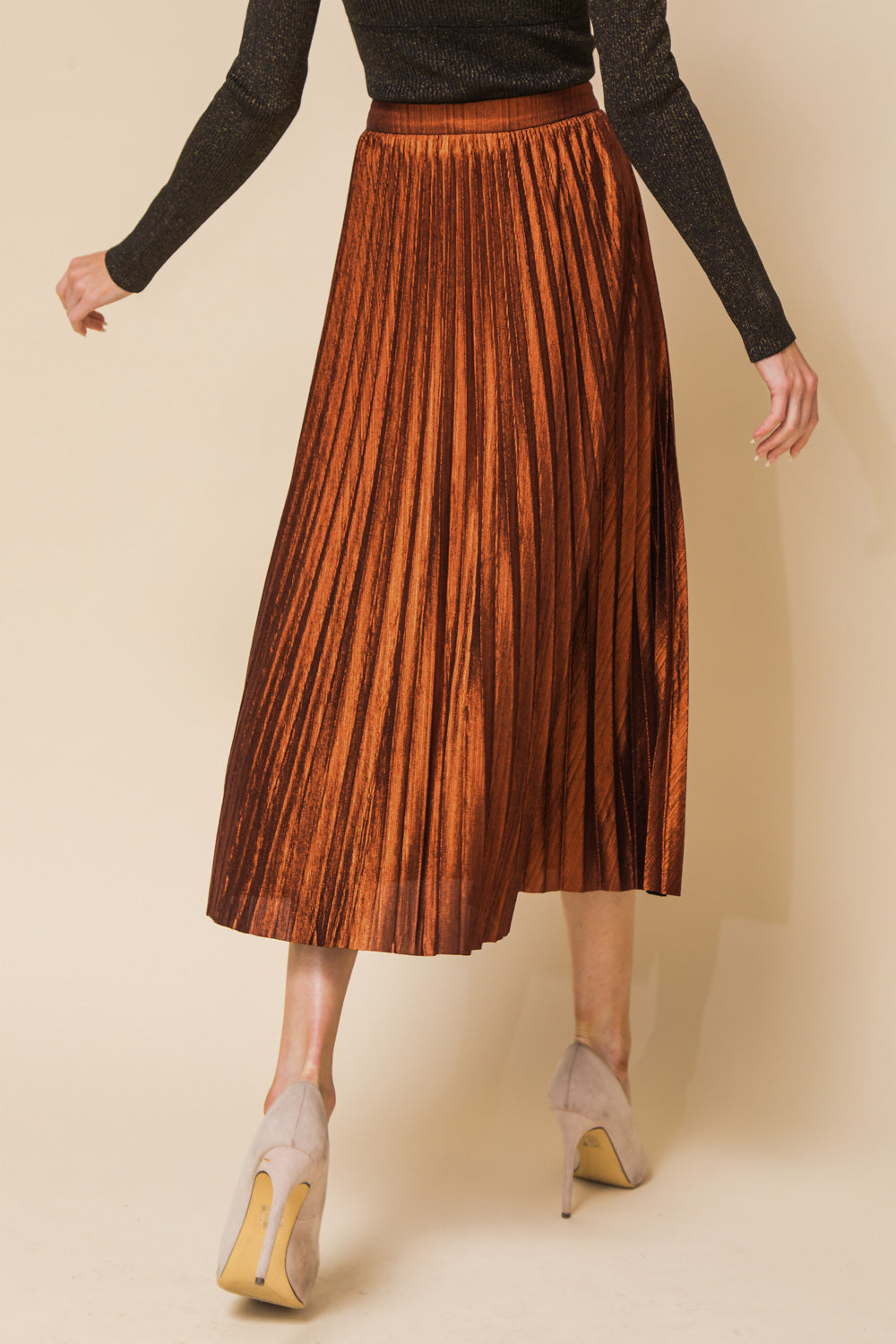 NEW ATTRACTION PLEATED MIDI SKIRT