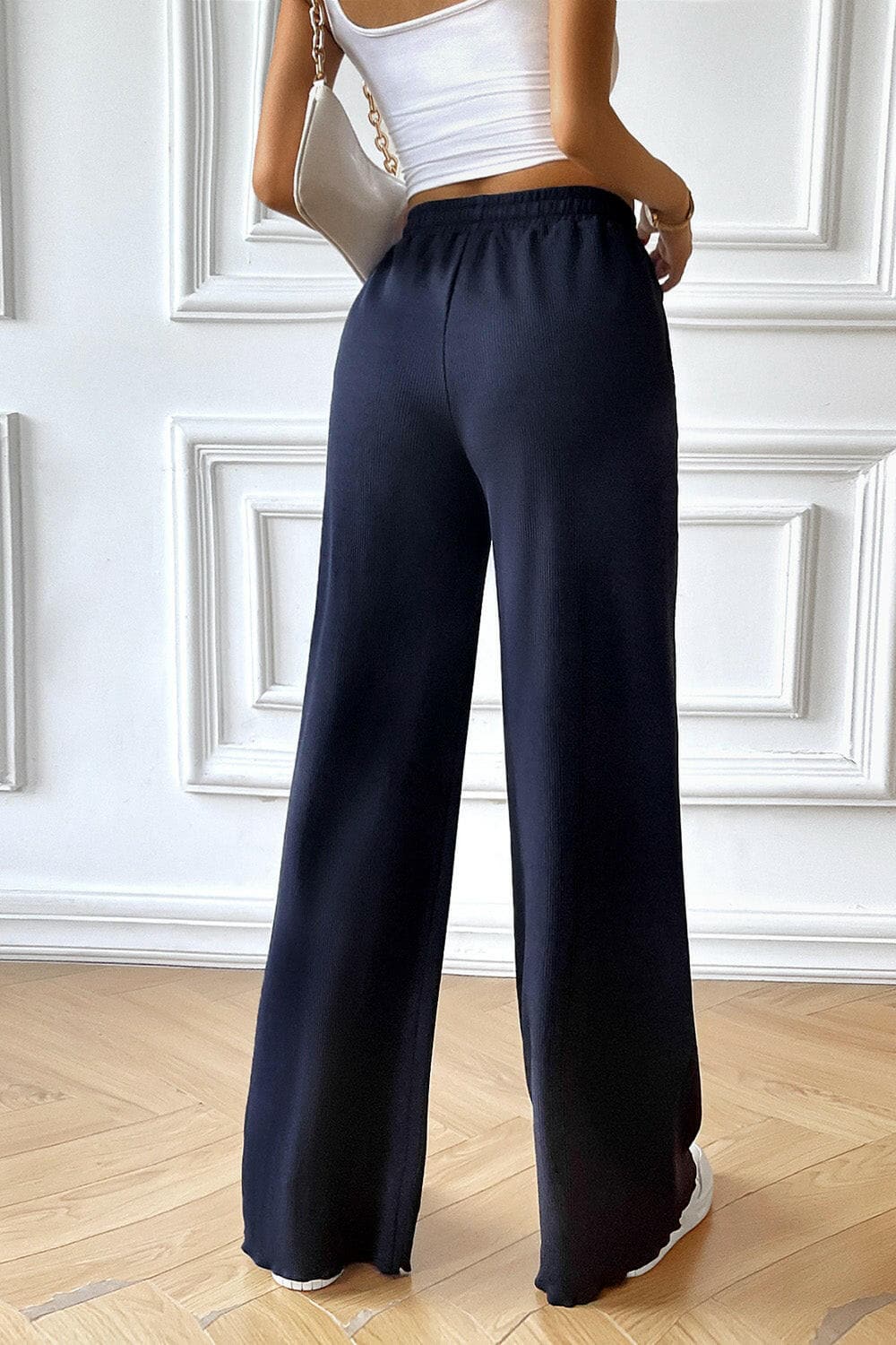 Chic Drawstring Wide-Leg Trousers with Pockets