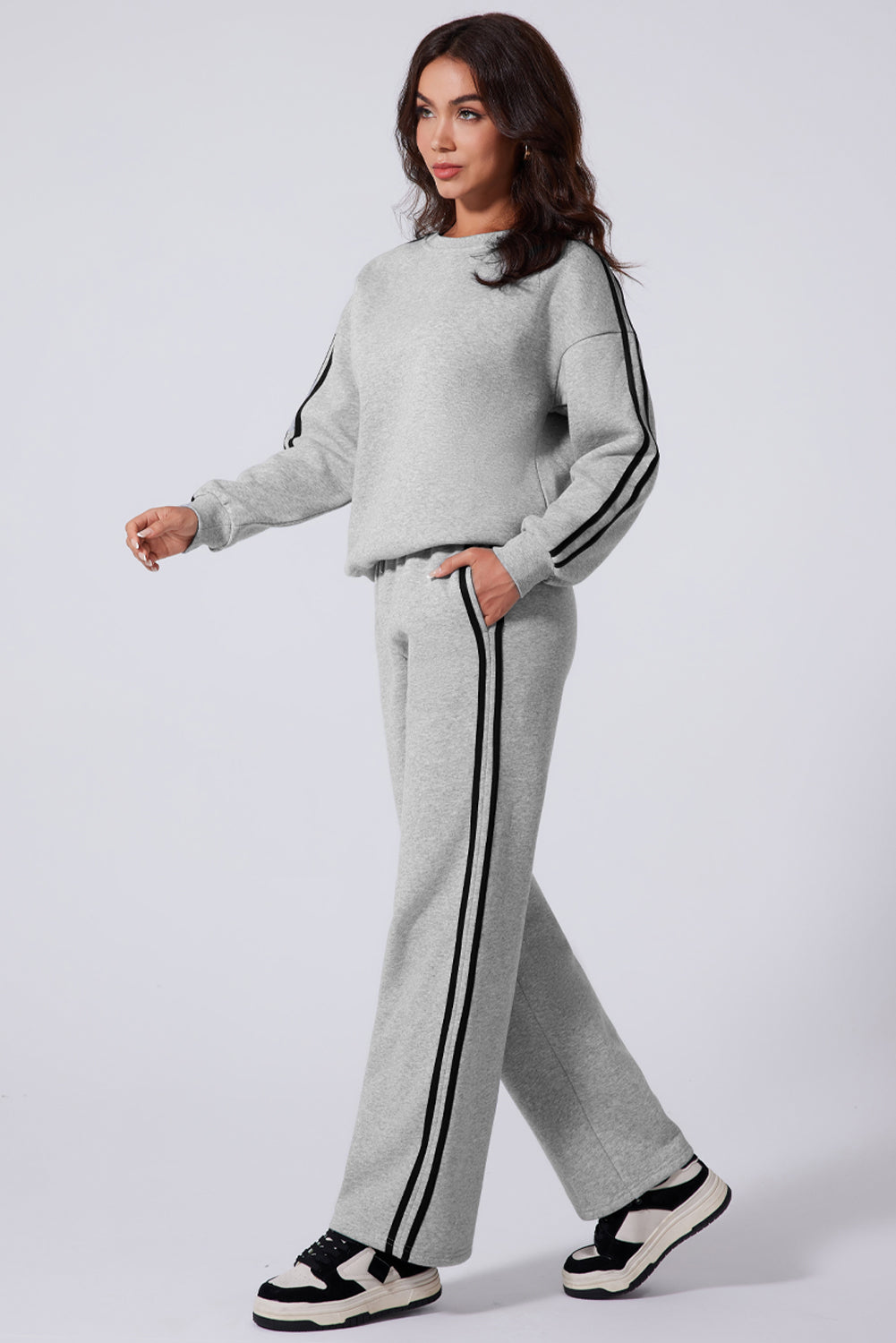 Light grey striped activewear set