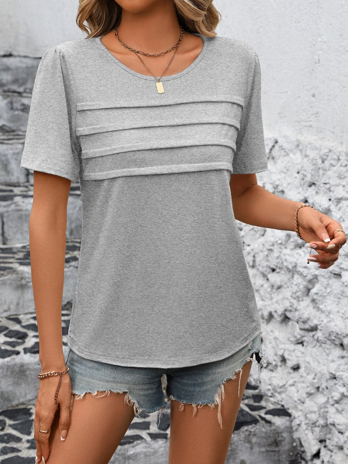 Round Neck Short Sleeve Top.