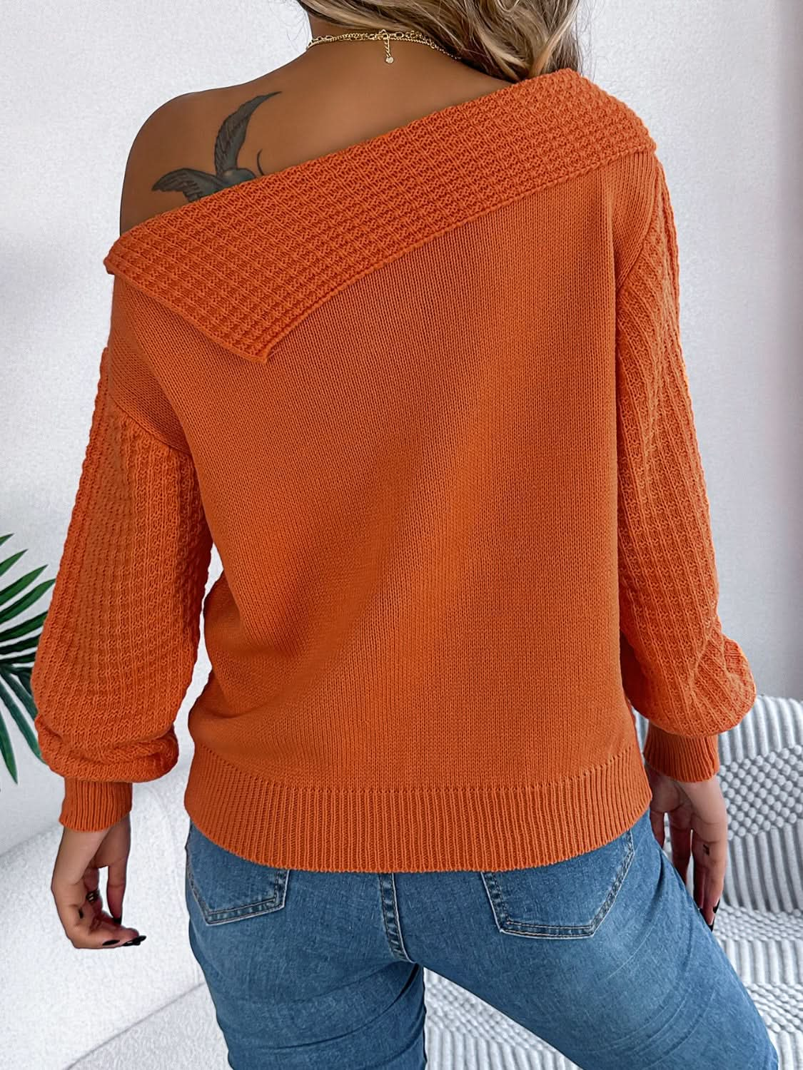 Asymmetrical knit sweater - acrylic