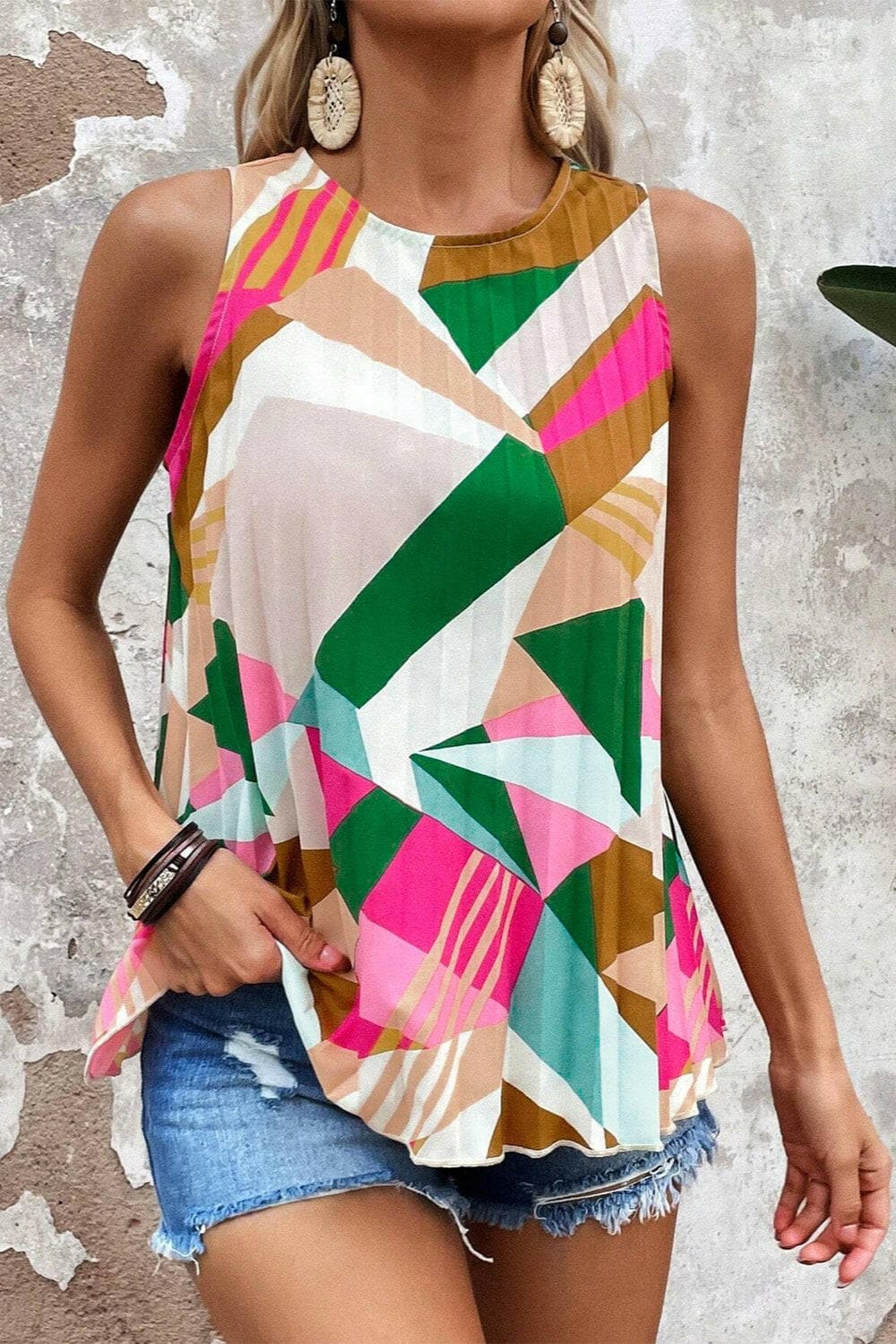 Color Block Round Neck Tank.