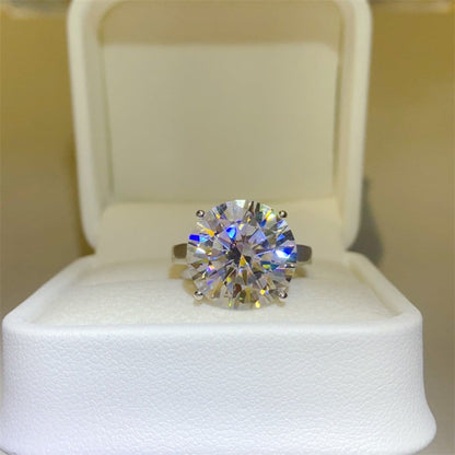 10 Carat Moissanite 925 Sterling Silver Ring.