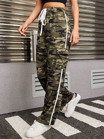 Tied Camouflage Pants with Cargo Pockets