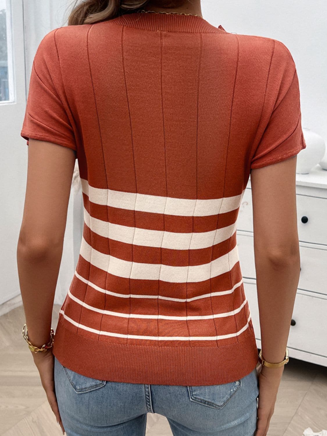 Striped Round Neck Short Sleeve Knit Top.