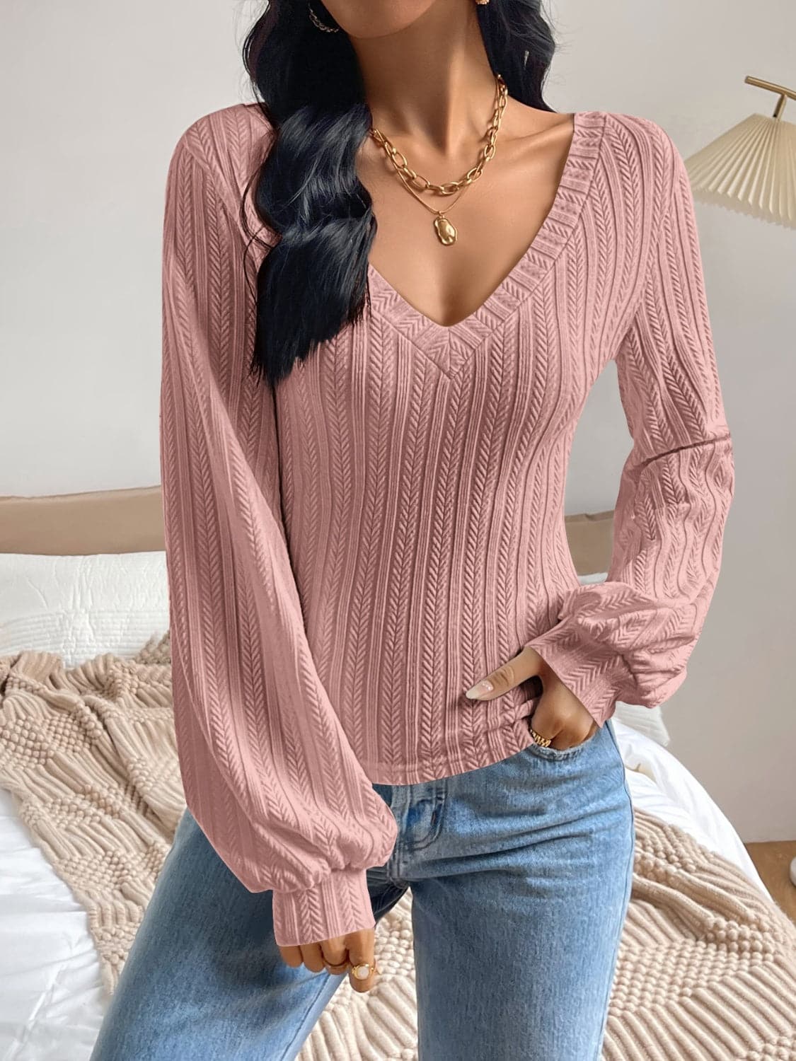 V-neck long sleeve t-shirt - comfy fit