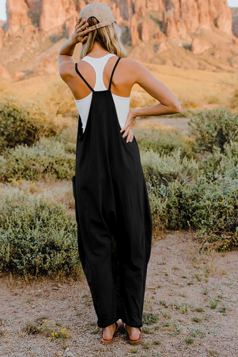 Double Take Full Size V-Neck Sleeveless Jumpsuit with PocketsUpgrade Your Style
 Introducing the Double Take Full Size V-Neck Sleeveless Jumpsuit with Pockets – where fashion meets functionality! This chic jumpsuit is designedLove Salve -Neck Sleeveless Jumpsuitusa