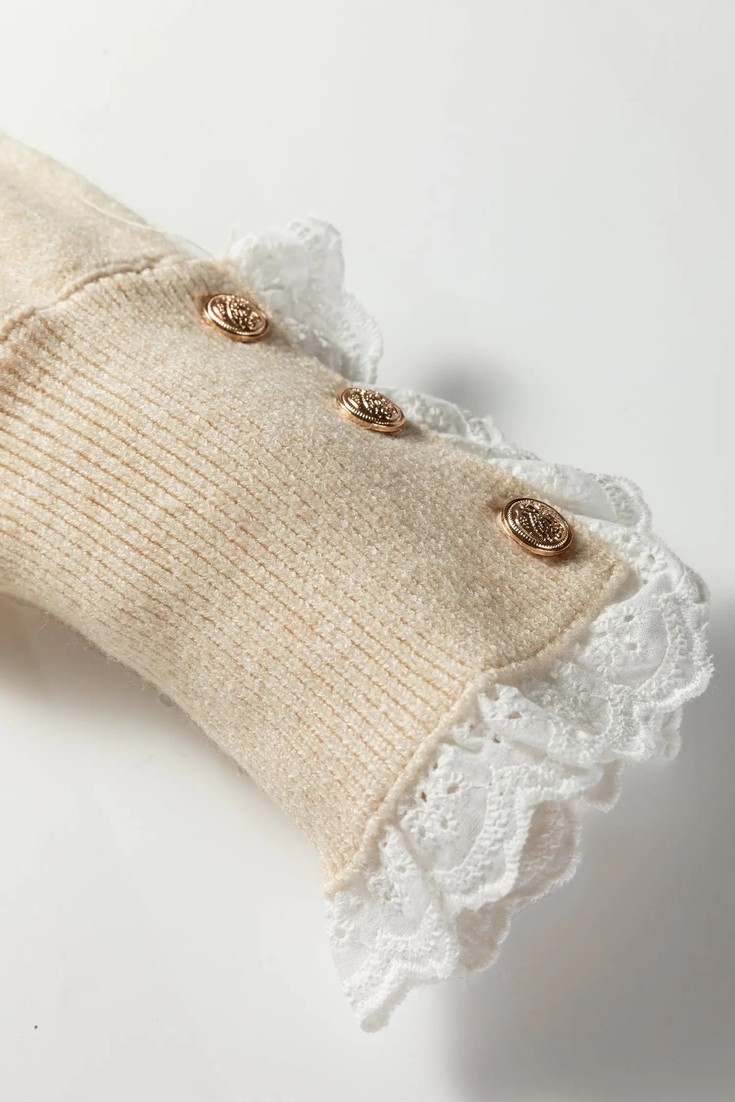 Jet Stream Lace Trim Patchwork Buttoned Cuffs Loose Sweater Dear-Lover Dropshipping