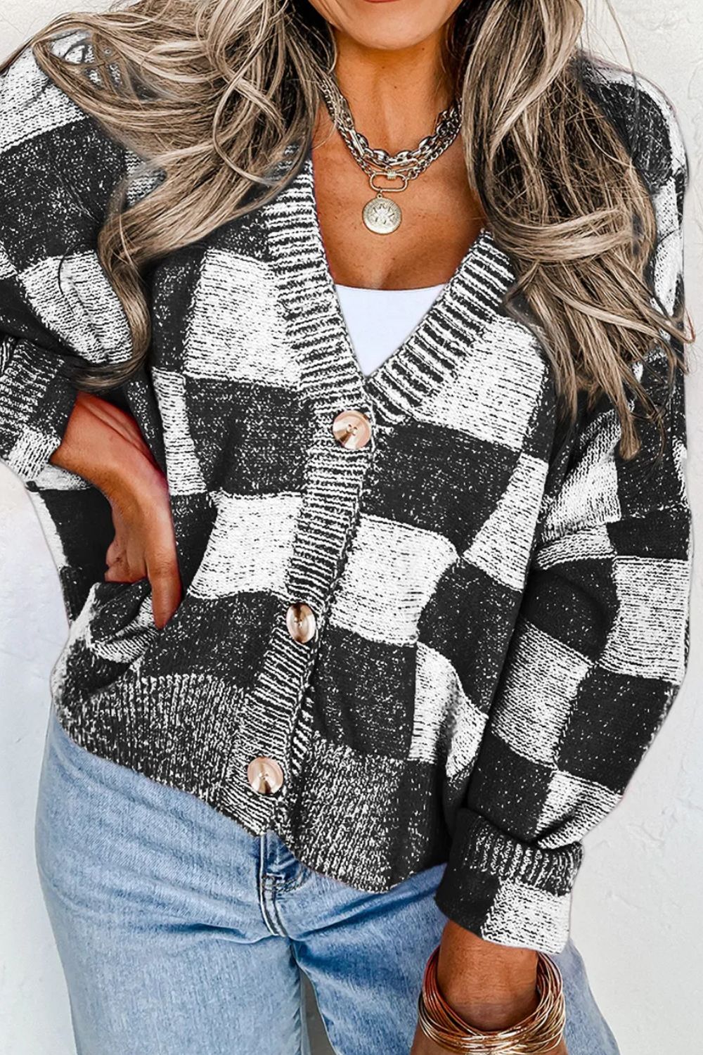 Chic checkered long sleeve cardigan with button detail