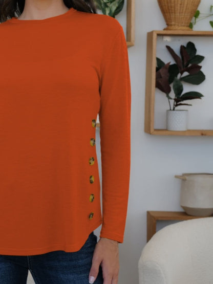 Elegant long sleeve tee with buttons