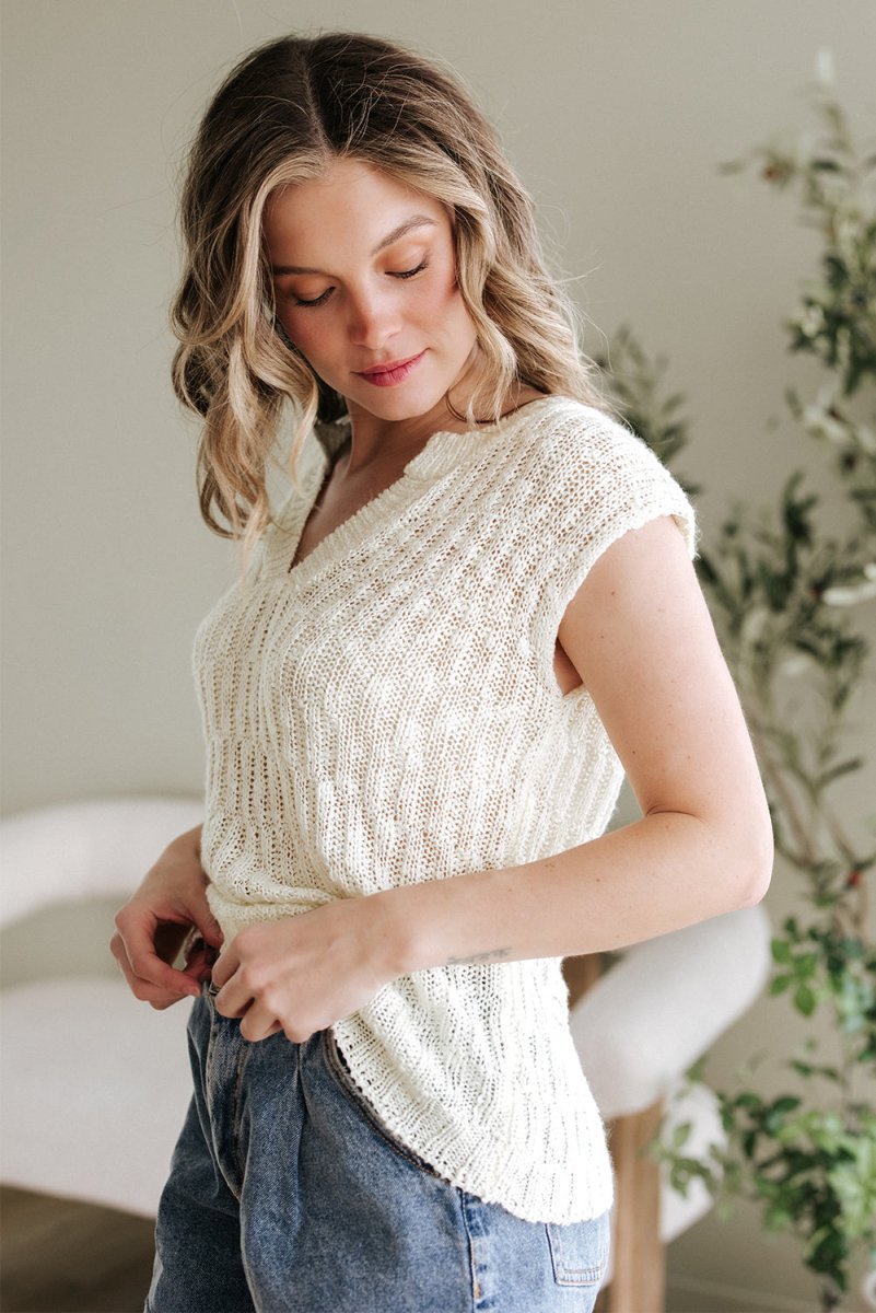 Beige Notched V Neck Short Sleeve Sweater for Casual Wear - Love Salve 