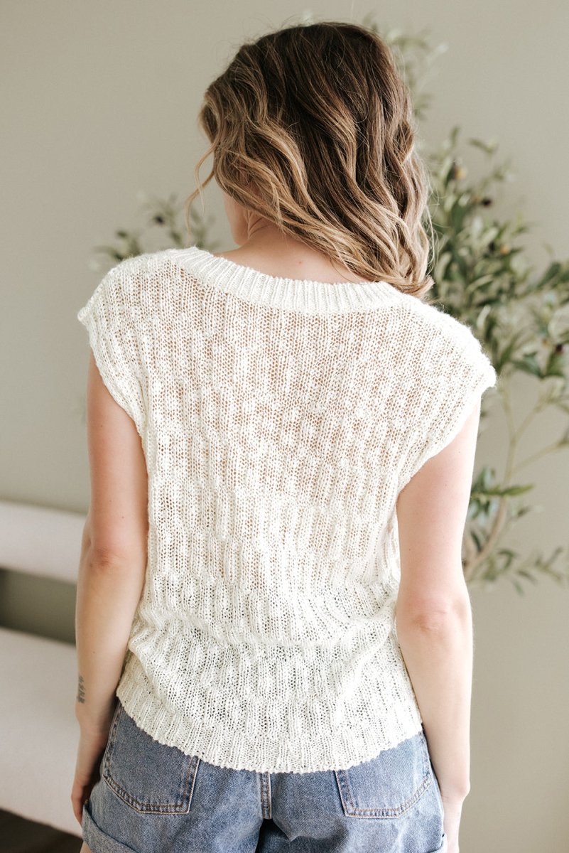 Beige Notched V Neck Short Sleeve Sweater for Casual Wear - Love Salve 