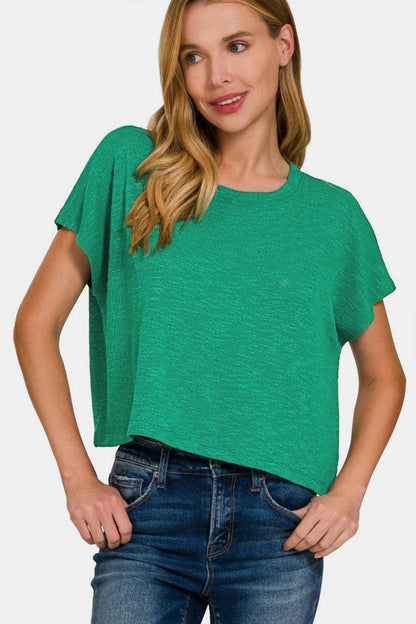 Zenana Round Neck Short Sleeve T-Shirt.