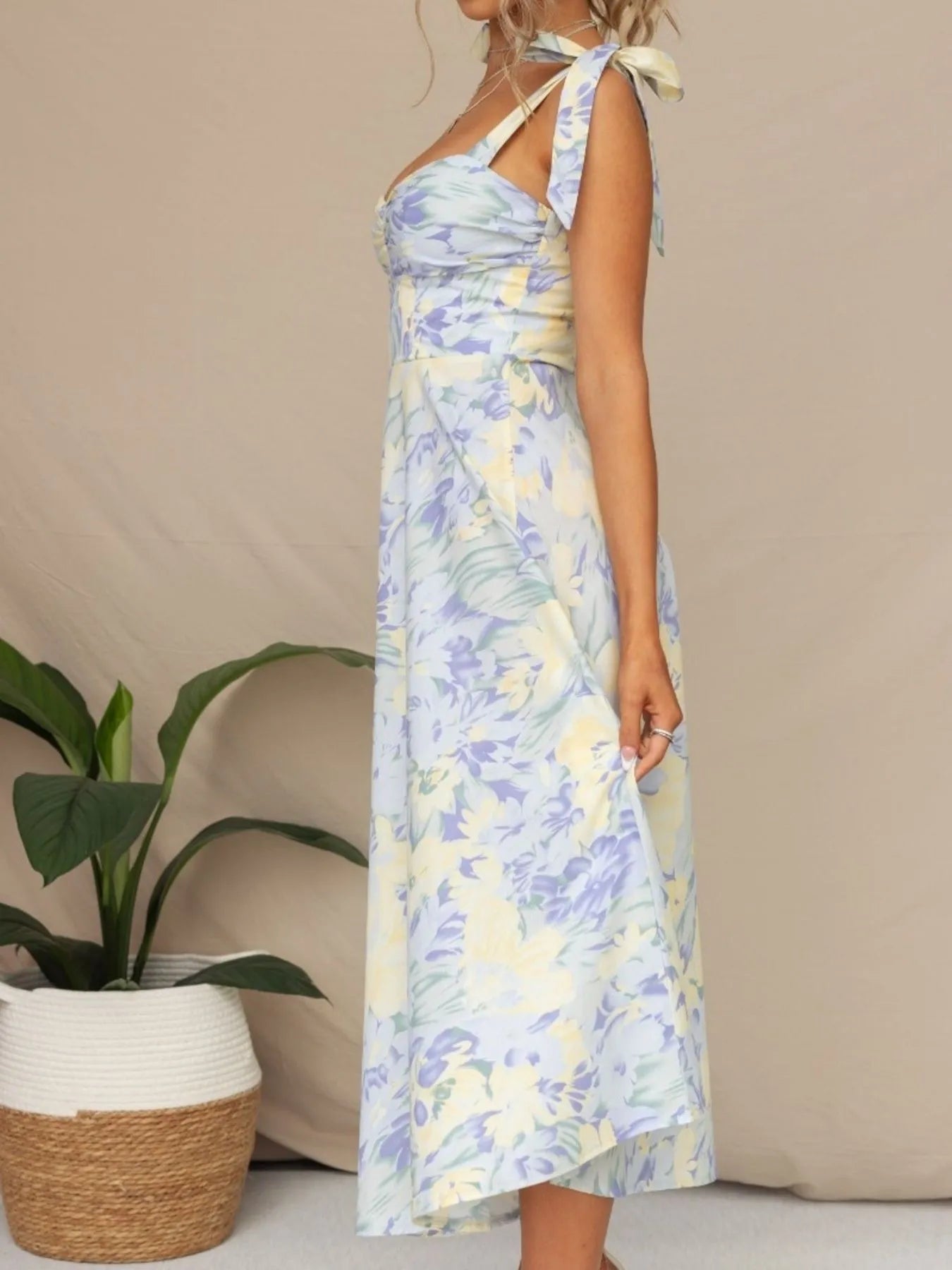 Tie-Shoulder Sweetheart Neck Summer Dress