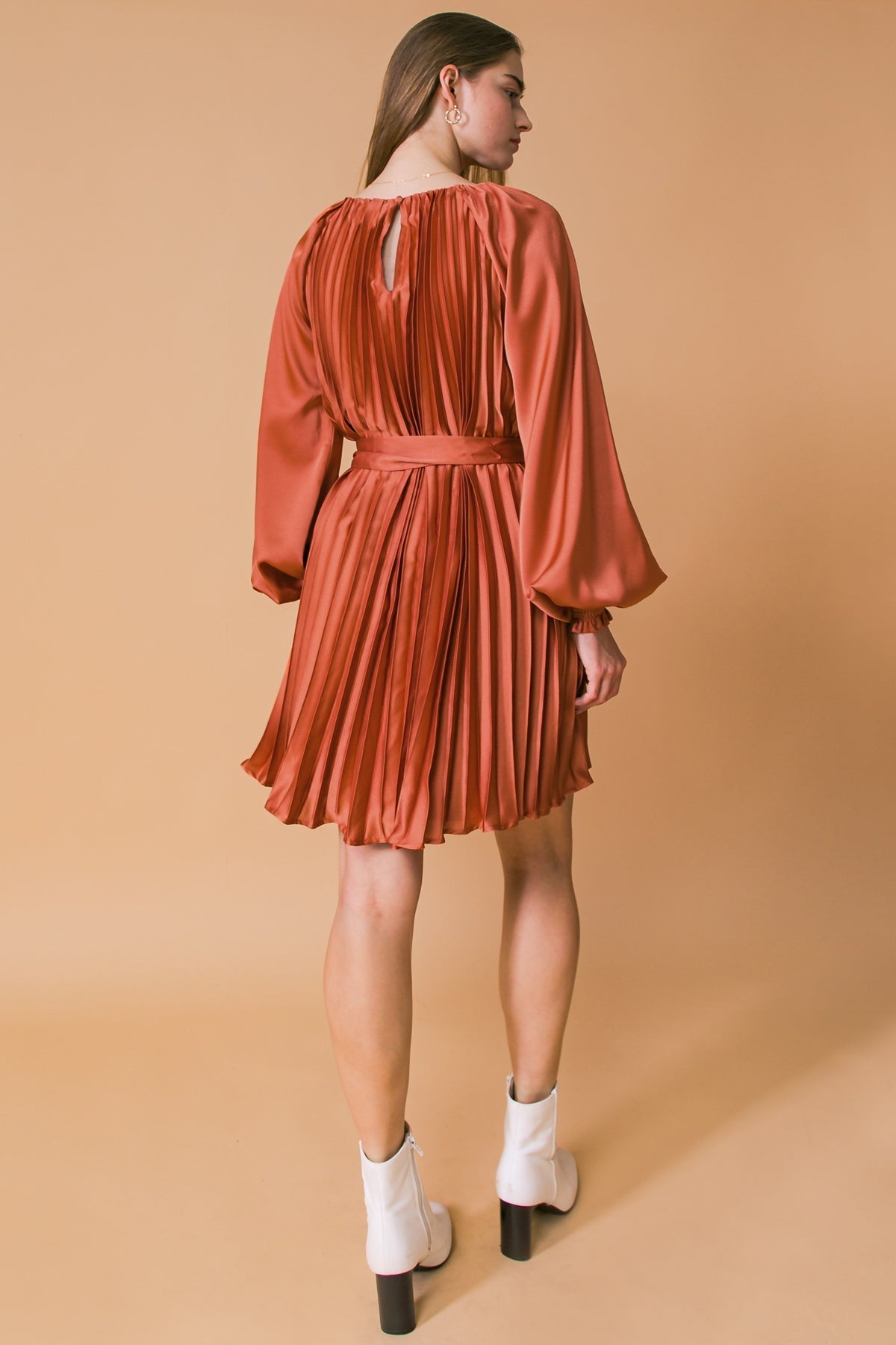 GAME CHANGER WOVEN MINI DRESS Flying Tomato