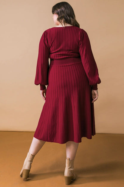 ELEGANT KNIT MIDI DRESS WITH SASH