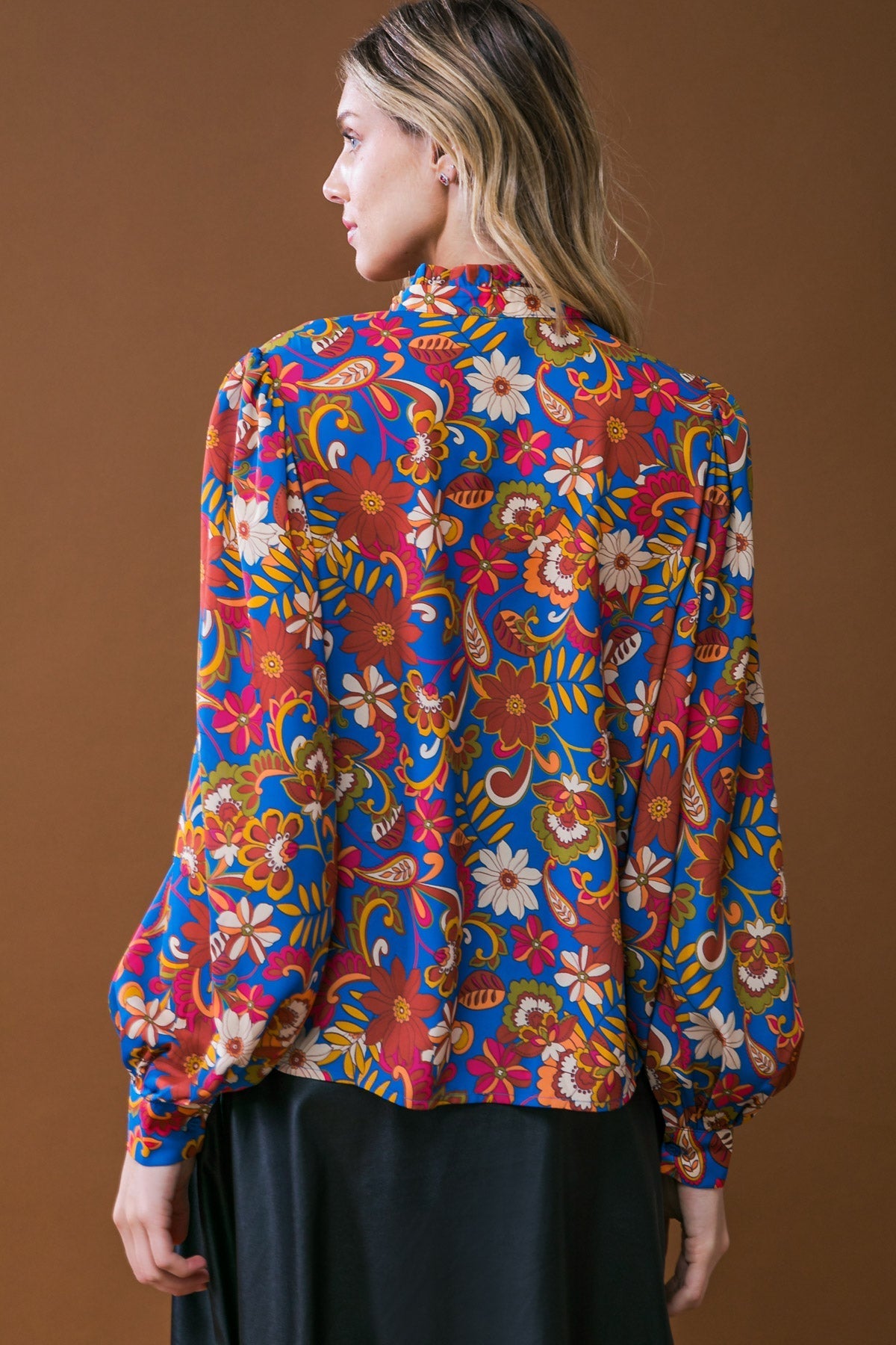 IMPRESSIVE BLOSSOM WOVEN TOP Flying Tomato