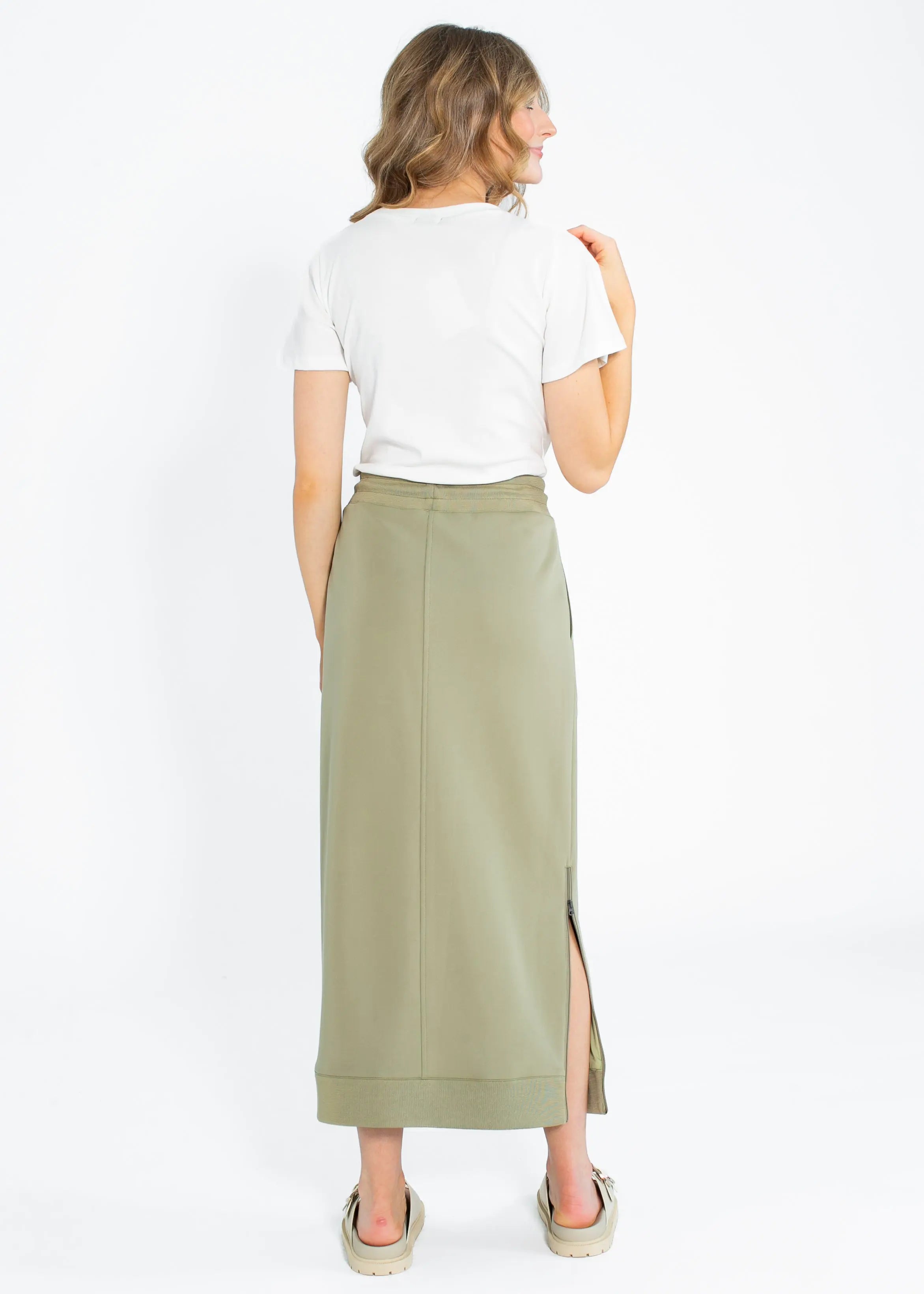 Bradi Side Zipper Athletic Midi Skirt Inherit Co.