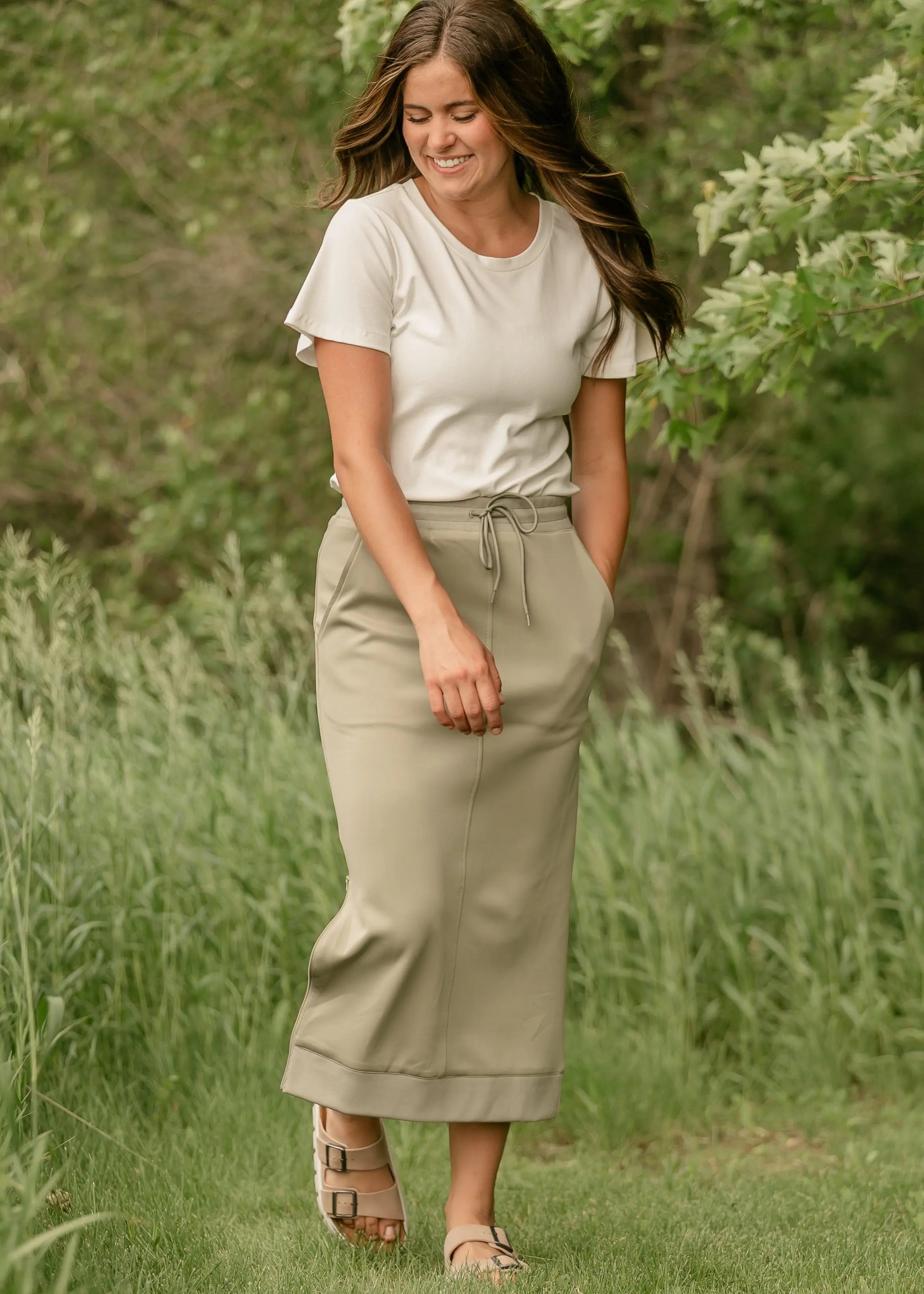 Bradi Side Zipper Athletic Midi Skirt Inherit Co.