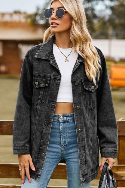 Denim Jacket with Buttoned Collared Neckline and Convenient PocketsUpgrade Your Style with Our Denim Jacket

Step up your fashion game with our Denim Jacket featuring a sophisticated Buttoned Collared Neckline and Convenient PocketsLove Salve Buttoned Collared Necklinejeans