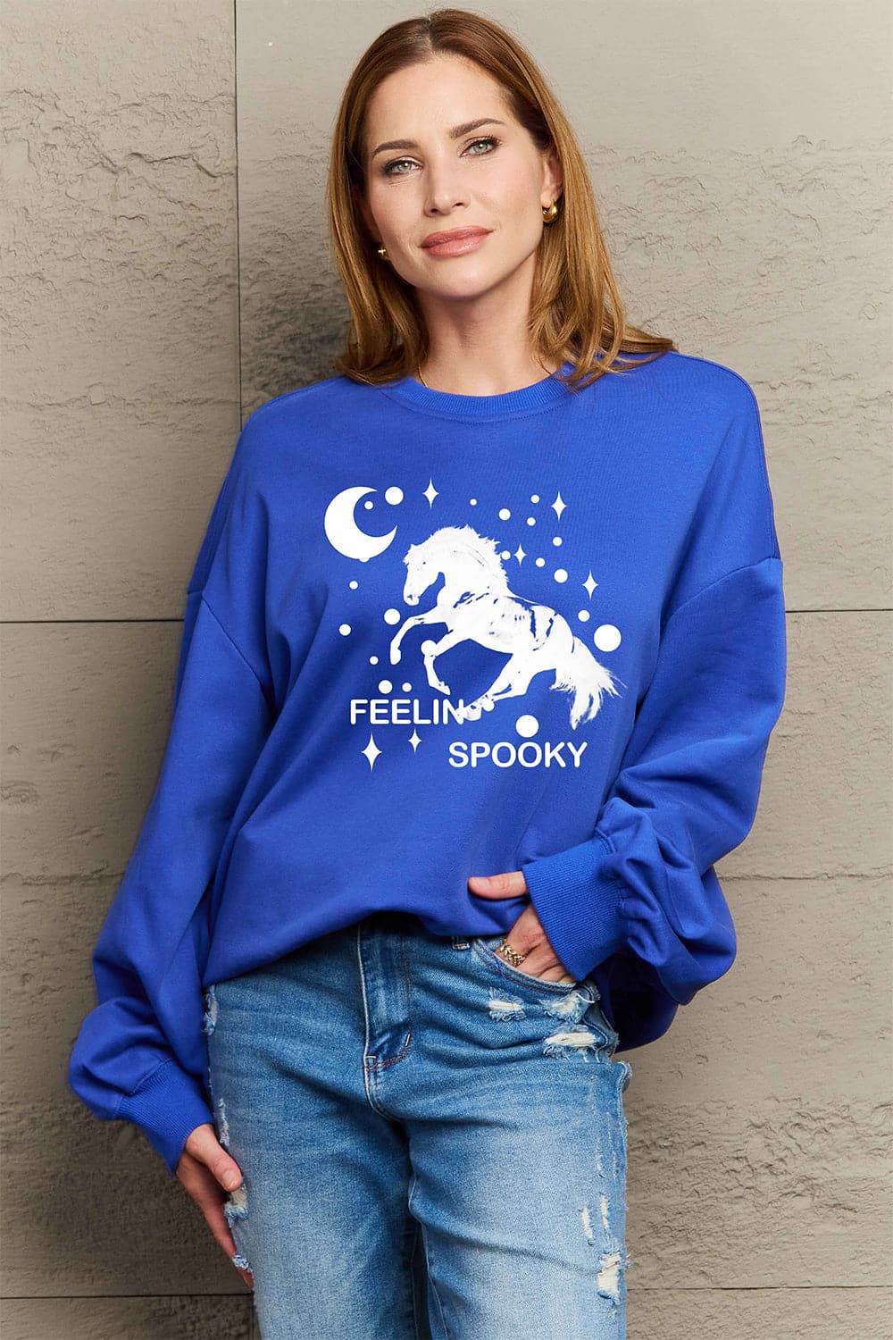 Cozy graphic drop shoulder sweatshirt for all sizes