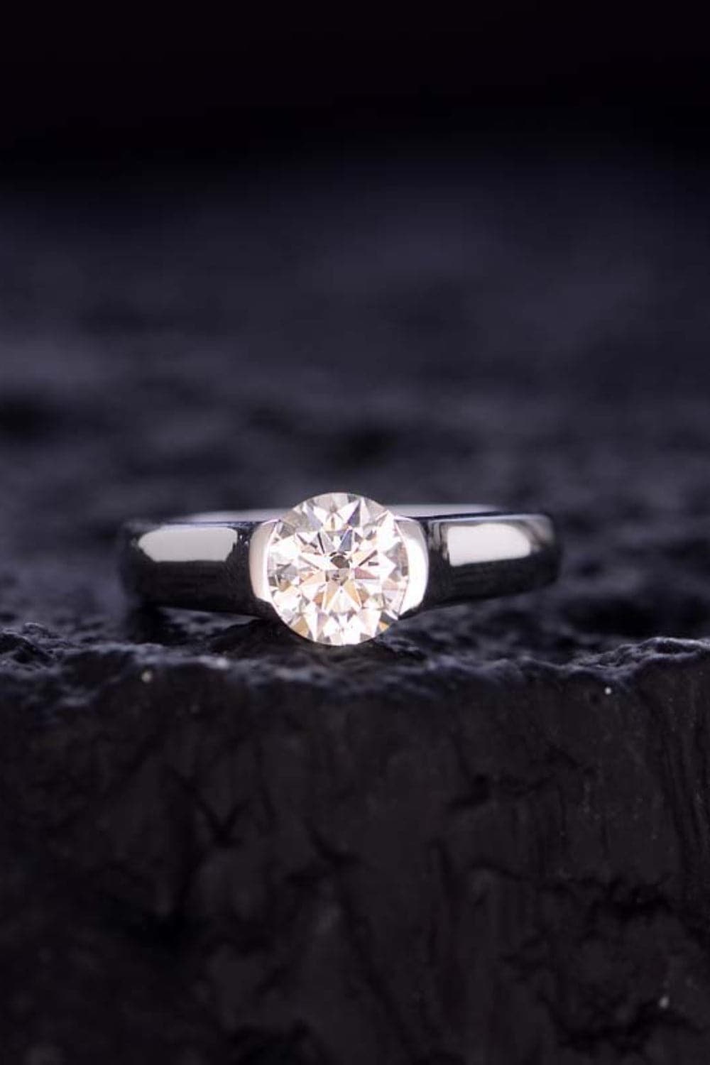 1.5 Carat Moissanite 925 Sterling Silver Ring.