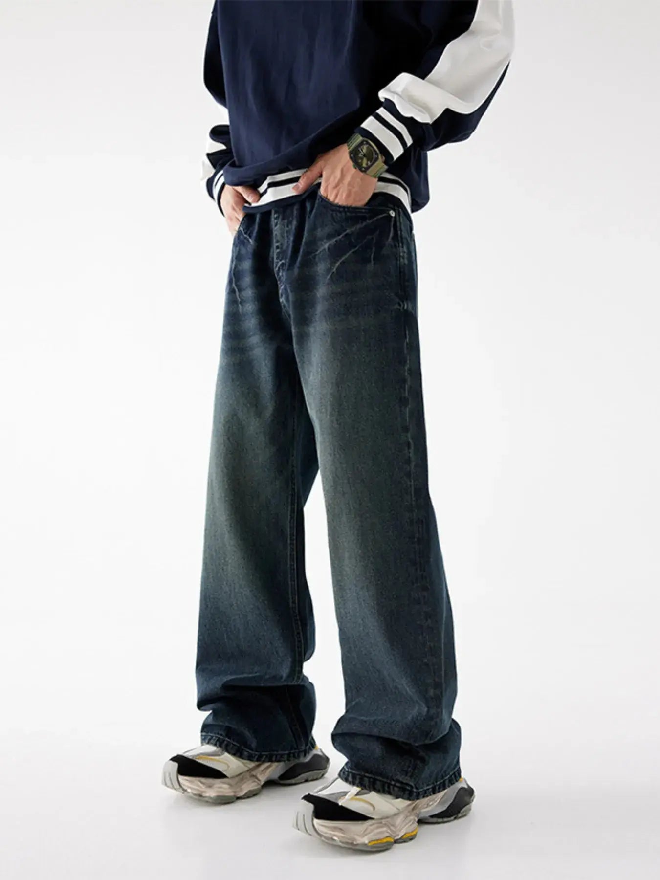 Men's Relaxed Fit Washed Jeans Simply Love