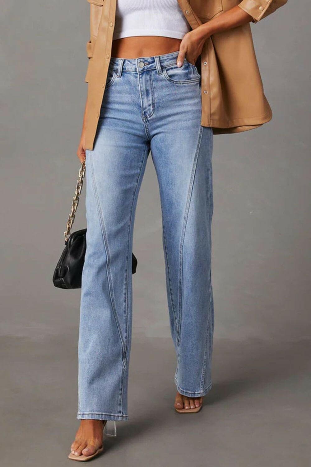 High Waist Straight Jeans with Pockets.