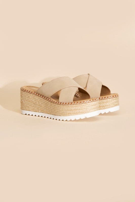 Height-S-Raffia Platform slides.