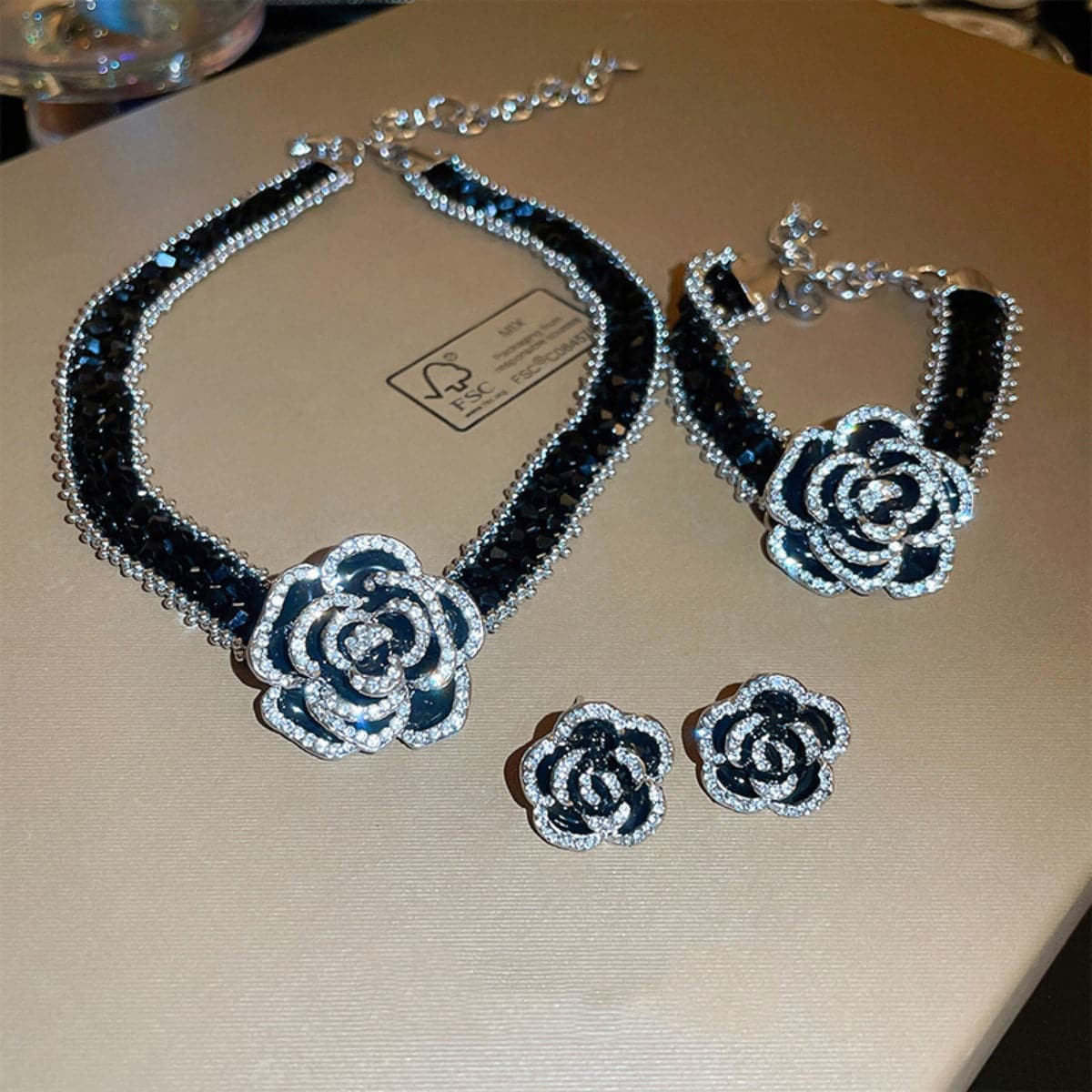 Alloy Crystal Rose Necklace.