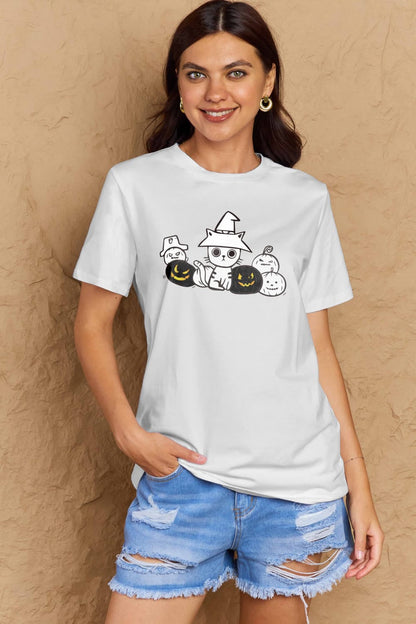 Cozy cat pumpkin tee - fall style