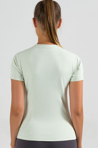 Round Neck Short Sleeve Sports T-Shirt.