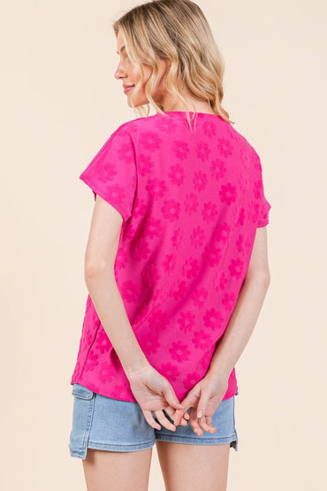 BOMBOM Textured Floral Pattern Short Sleeve T-Shirt.