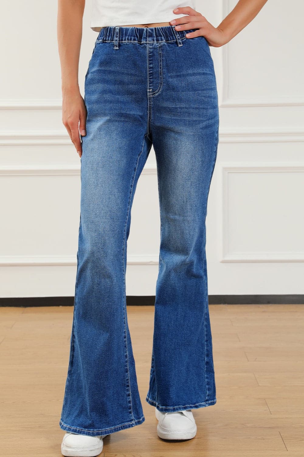 Elastic Waist Bootcut Jeans with Pockets.