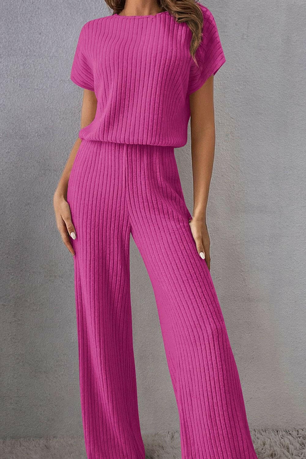 Round Neck Short Sleeve Jumpsuit.