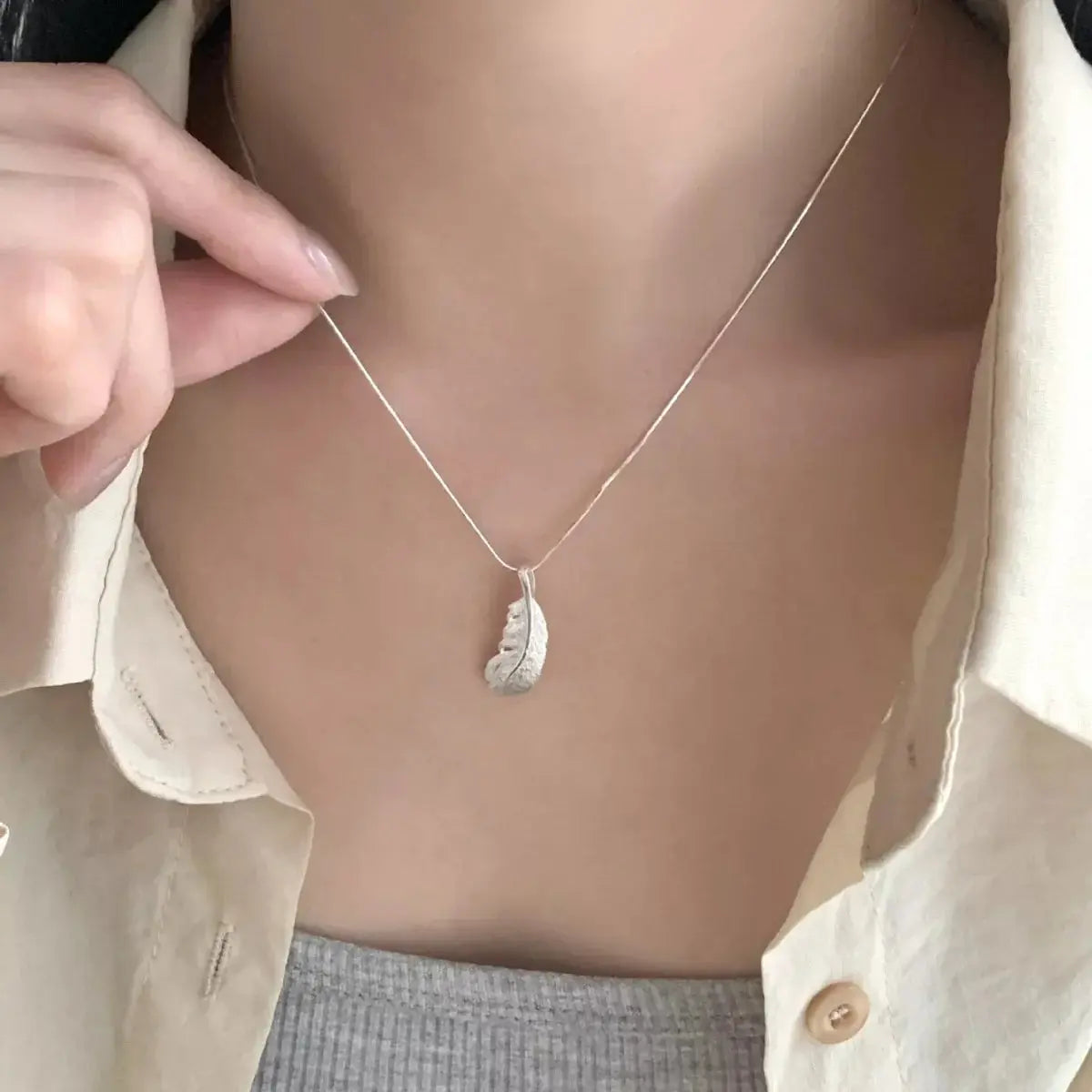 Feather Pendant Necklace Simply Love