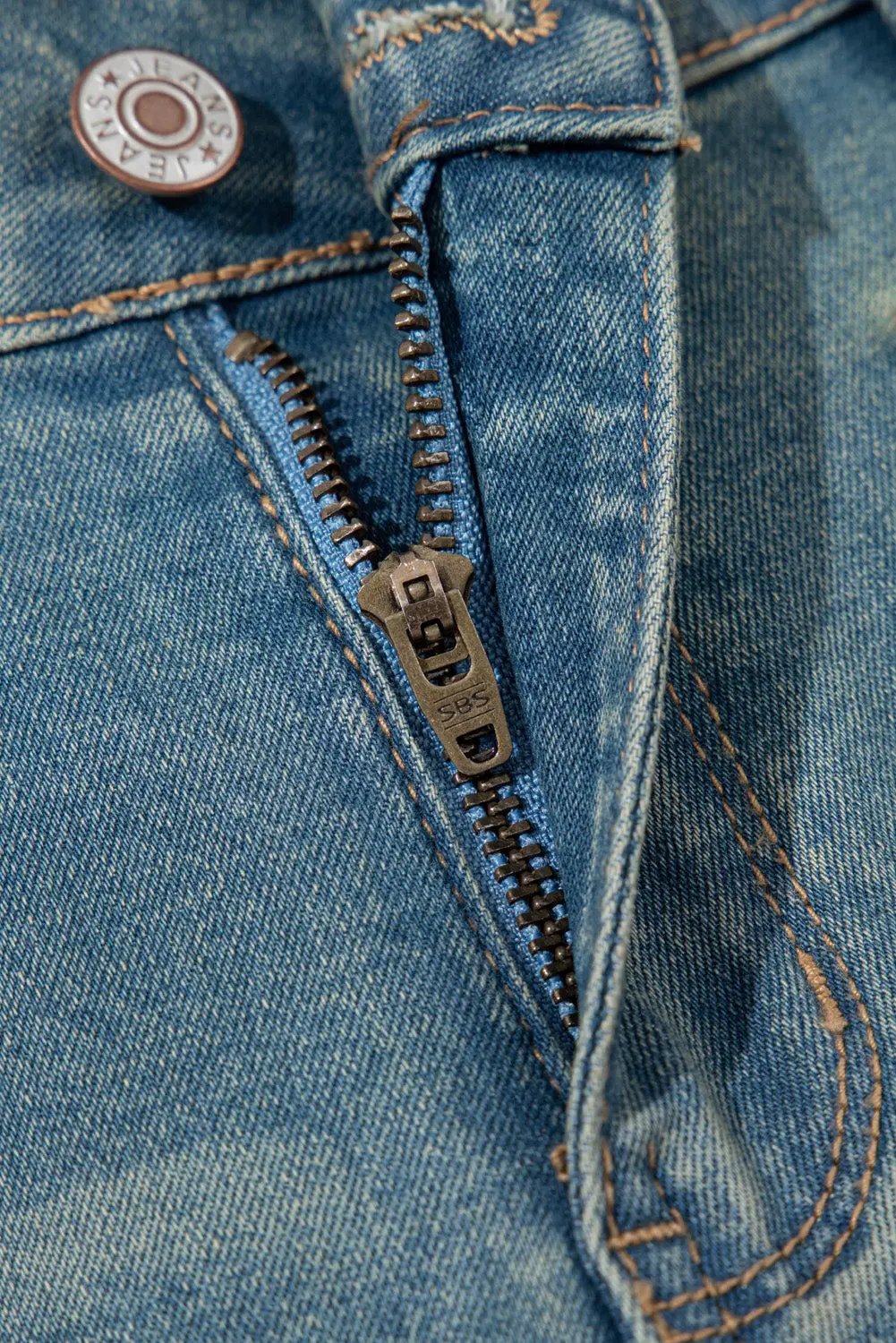 Amyra Double Button Patch Pocket Flare Leg Jeans - Love Salve 