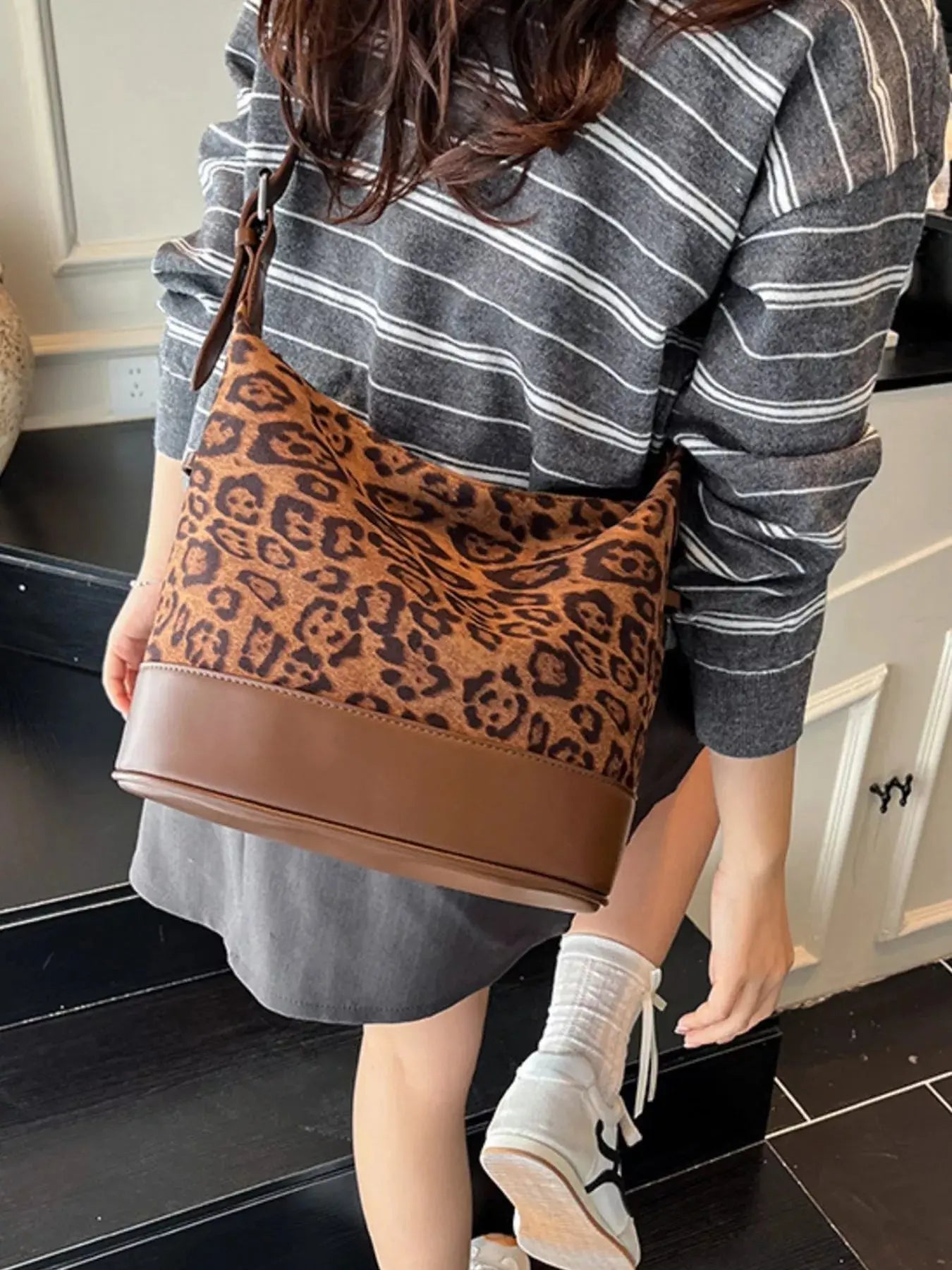 Adjustable Strap Tote Bag Simply Love