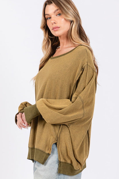 Chic side slit oversized sweatshirt in mineral wash finish