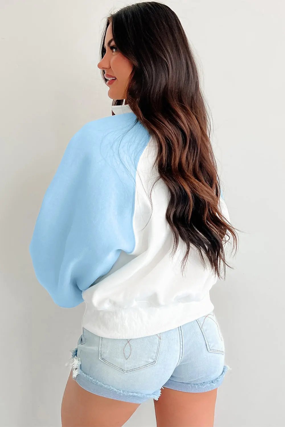 Blue Casual Beau Blue Colorblock Snap Buttons Pullover Sweatshirt - Detail view by Dear-Lover Dropshipping