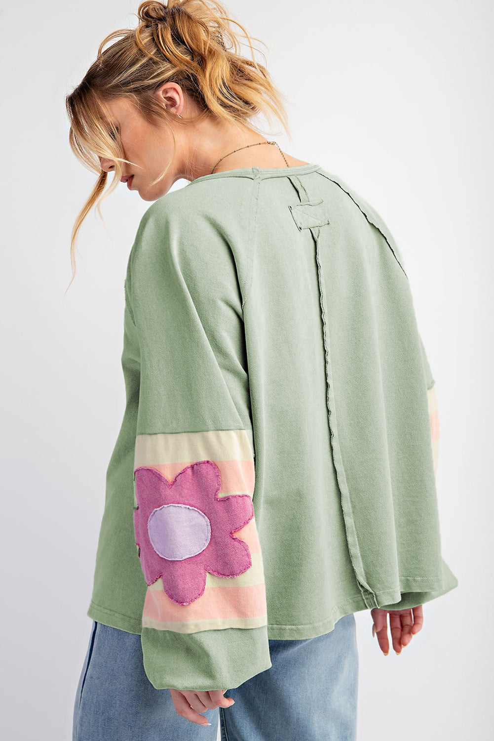 Floral oversized top in smoke green