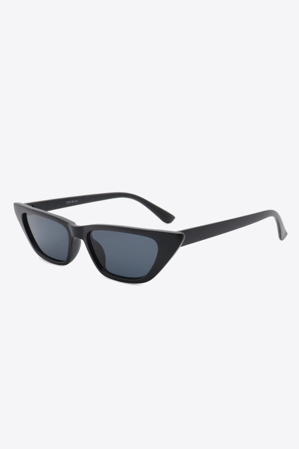 UV400 Polycarbonate Cat Eye Sunglasses.